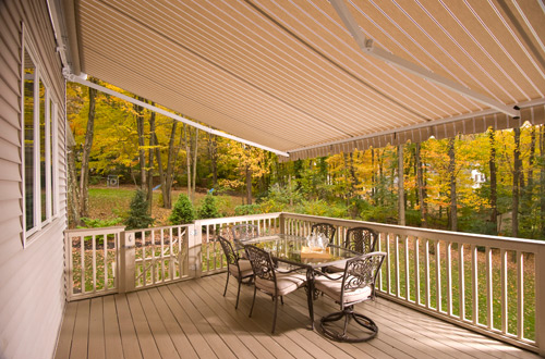 Toff Retractable Awning
